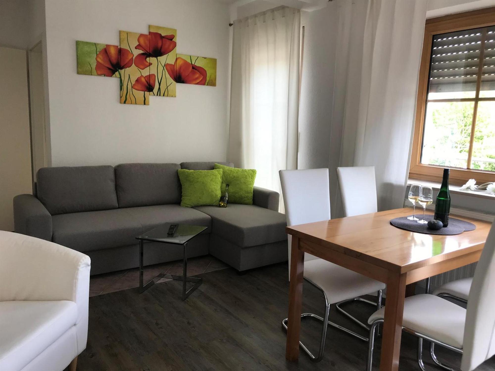Bio-Ferienweingut Leyendecker Apartment Kattenes Exterior foto